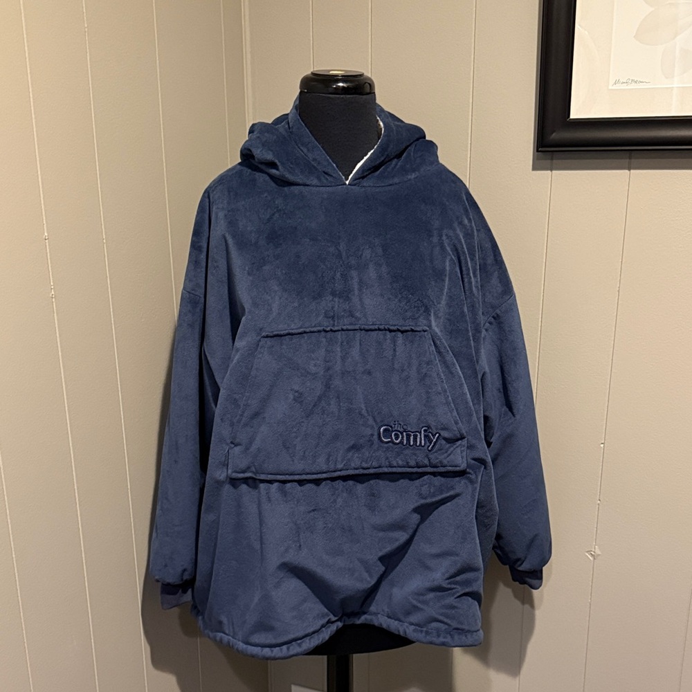 B16 The Cozy Comfy Unisex Men Women's One Size Navy Hoodie